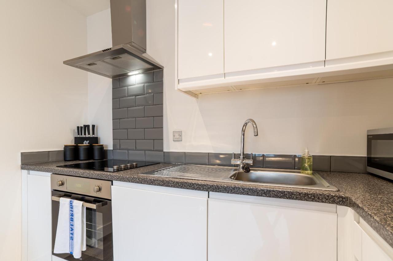 Copenhagen Court Apartments Basingstoke Exteriör bild